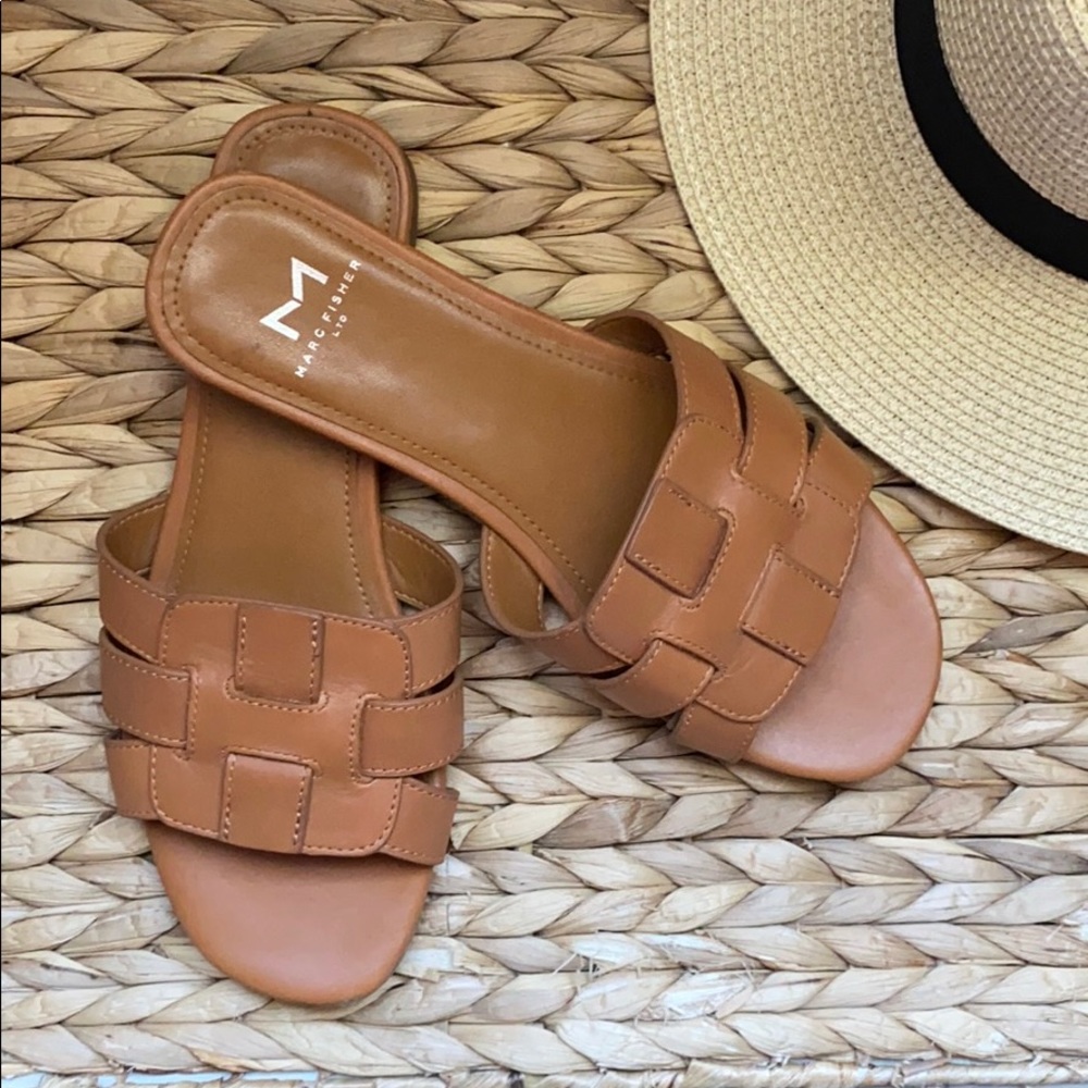 ⚠️DONATED⚠️Marc Fisher Sandals🌸